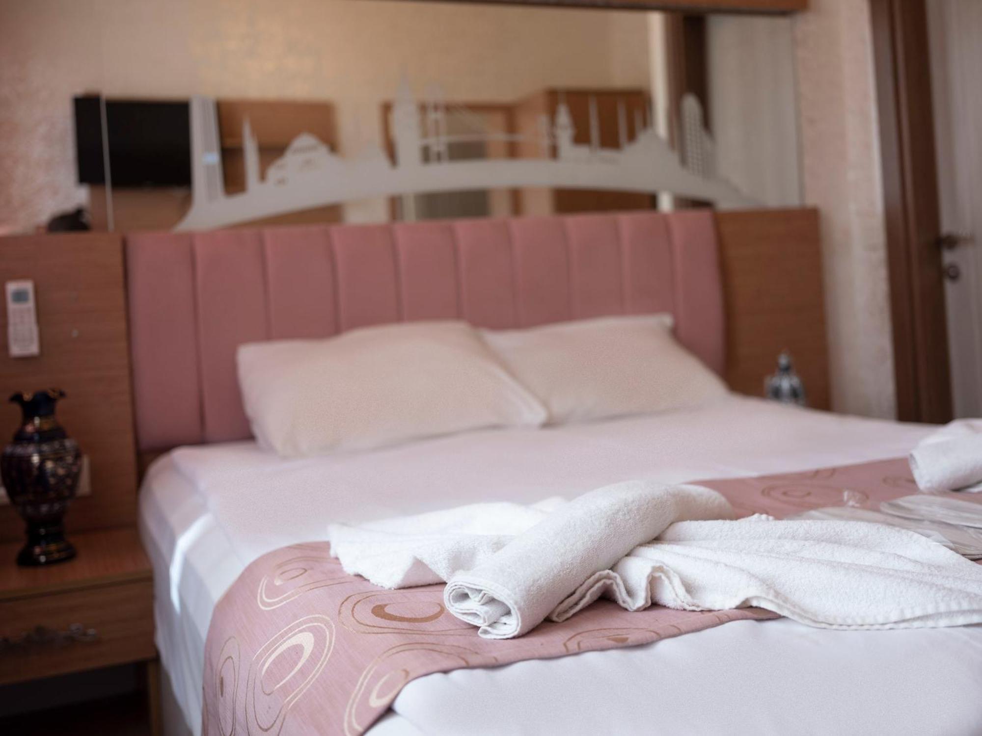 Hotel Megaron — Fotoğraflar 1